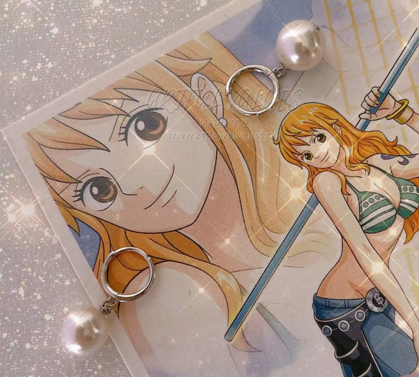 Pearl earrings worn by 'Cat Burglar' Nami from the Anime One Piece