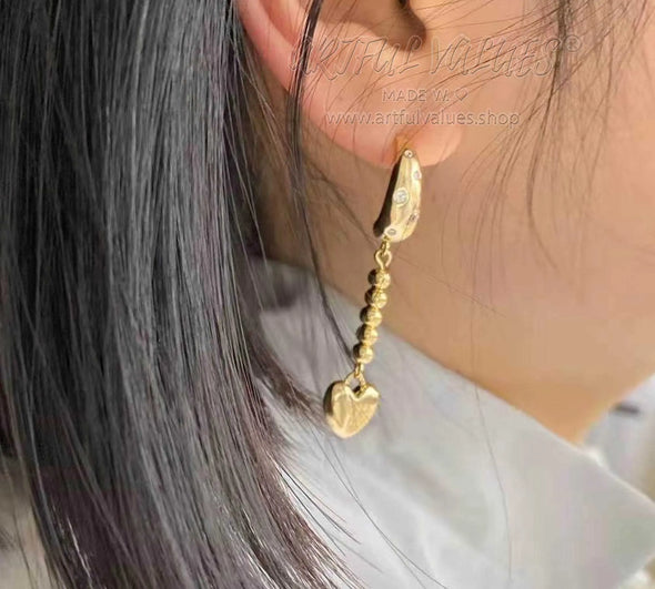 Hisoka Earrings Mismatched Heart - Artful Values