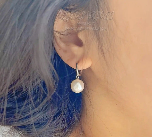 Nami Pearl Earrings